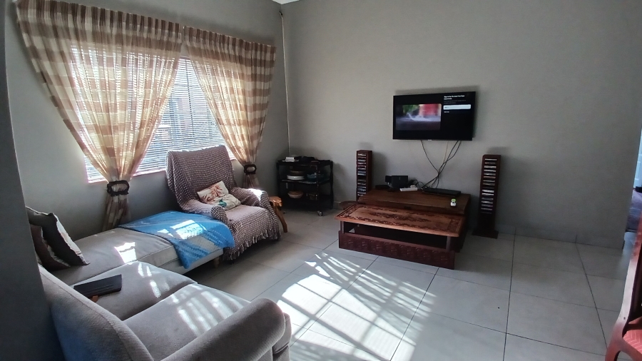 To Let 3 Bedroom Property for Rent in Sydenham Eastern Cape
